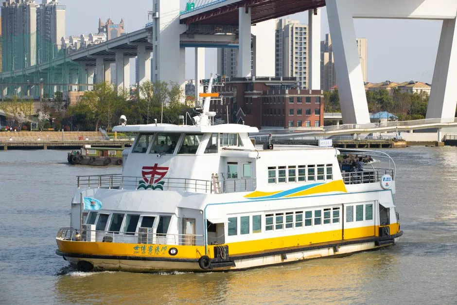 Huangpu River Cruise