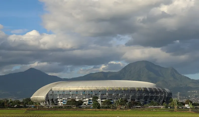 He Long Stadium