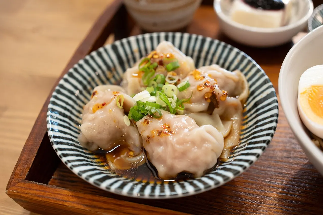 阿婆小笼包